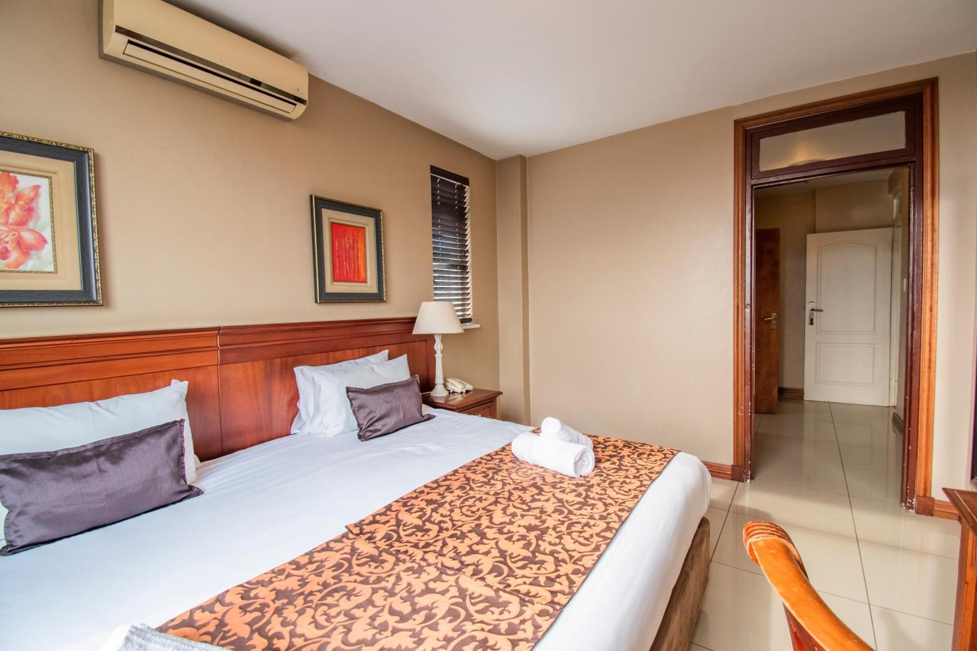 Emakhosini On East Hotel