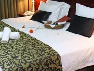 Hotel Emakhosini On East 3*